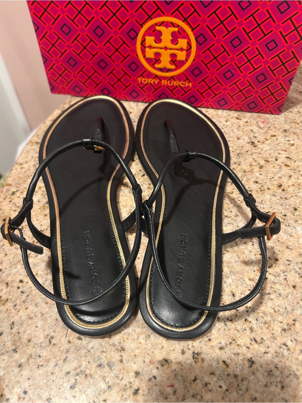 Tory Burch Black Emmy size 8 Sandals New in box - Picture 4 of 5